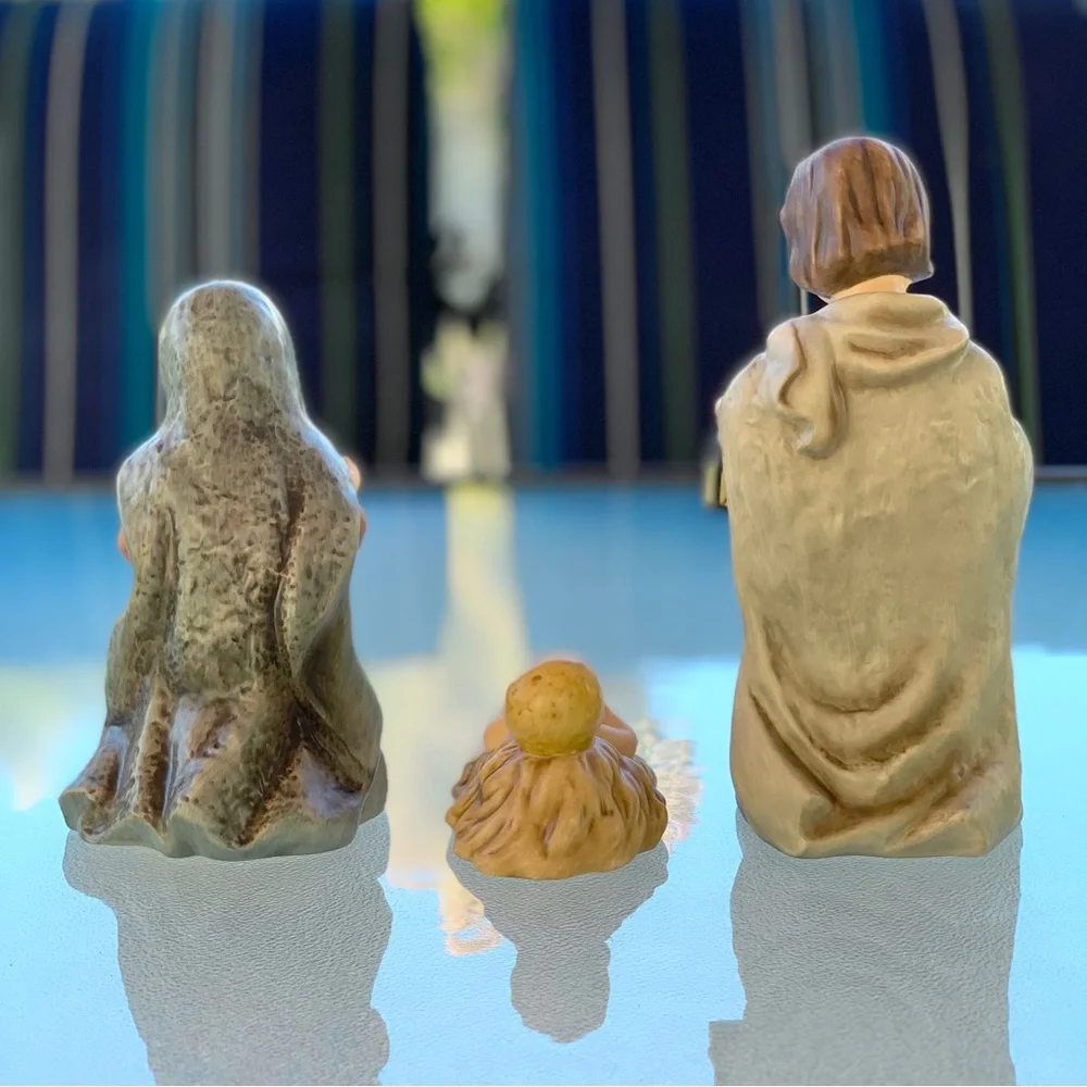 Goebel Weihnacht Signed Porcelain Nativity Figurines ~ Mary Joseph, Baby Jesus